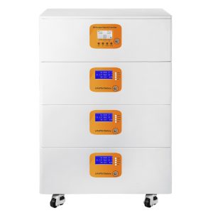 Sistema de energía Piforz apilable de 4 niveles que incluye un inversor híbrido y tres módulos de batería LiFePO4 sumando 46.08kWh.
